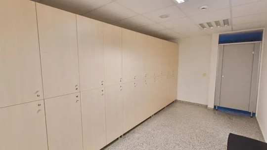 Olbia Diyaliz Merkezi, giyinme odaları, soyunma odaları